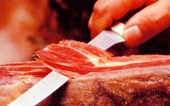 cortando_tira_jamon